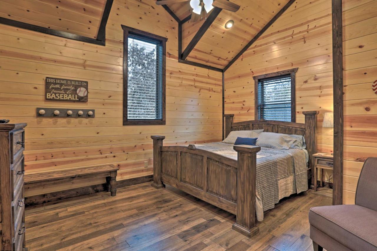 Luxe 'Great Bear Lodge' With Spa, Fire Pit, And Views! Broken Bow Exteriör bild